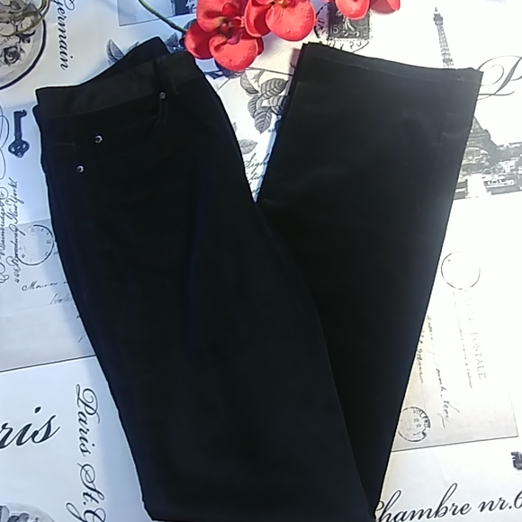 Paul & Shark pant in black velvet. - Picture 3 of 4